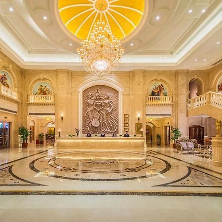 Vienna Classic Hotel Ganzhou Meilin Екстер'єр фото