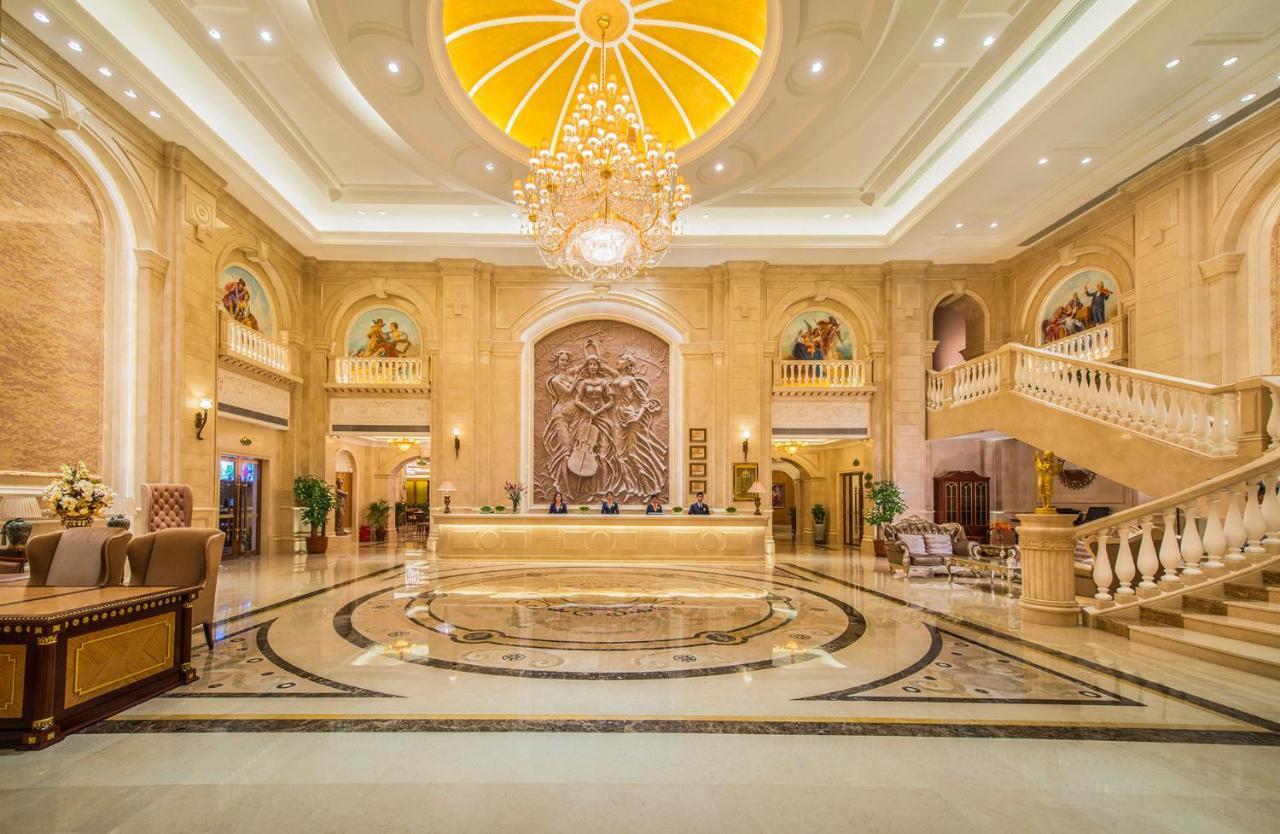 Vienna Classic Hotel Ganzhou Meilin Екстер'єр фото