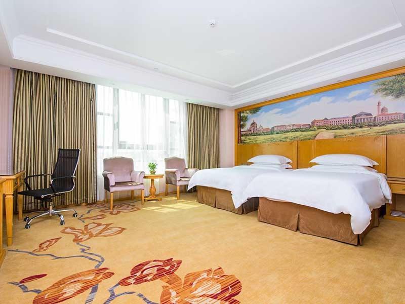 Vienna Classic Hotel Ganzhou Meilin Екстер'єр фото