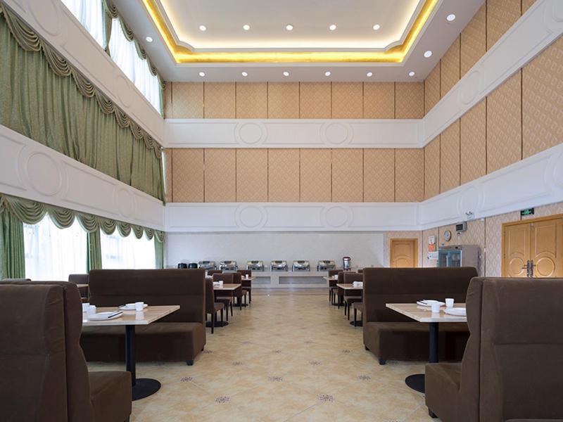 Vienna Classic Hotel Ganzhou Meilin Екстер'єр фото